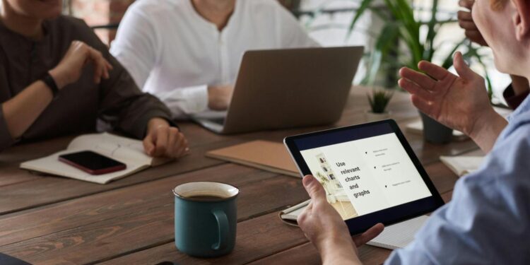 Logistics: Mastering the Global Flow of Goods and Value